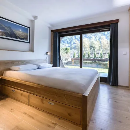 Appartement Nid Du Pic - Cozy Alpine Retreat With Private Garden In